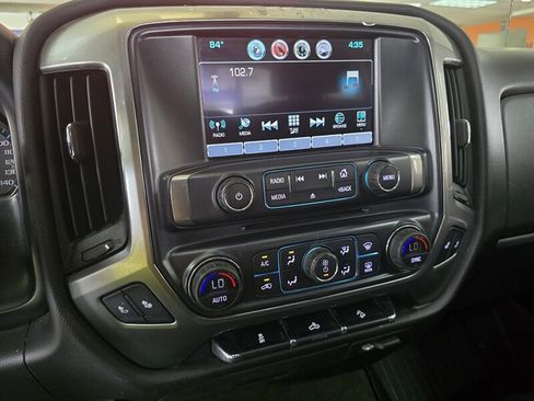 Used 2018 Chevrolet Silverado 1500 LT w/ All Star Edition AWD/4WD image 24