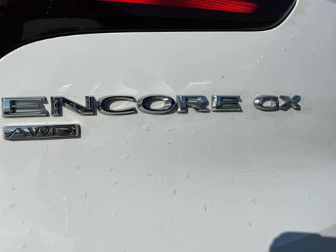 Used 2021 Buick Encore GX Select image 18