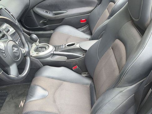Used 2012 Nissan 370Z Touring RWD image 2