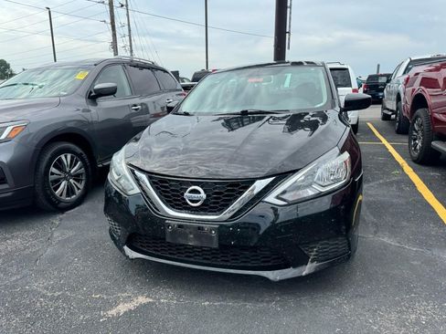 Used 2016 Nissan Sentra S FWD image 4
