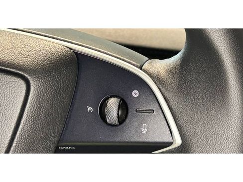 Used 2026 Tesla Model Y Long Range image 23