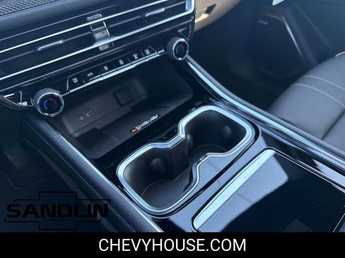 New 2026 Chevrolet Traverse High Country image 19