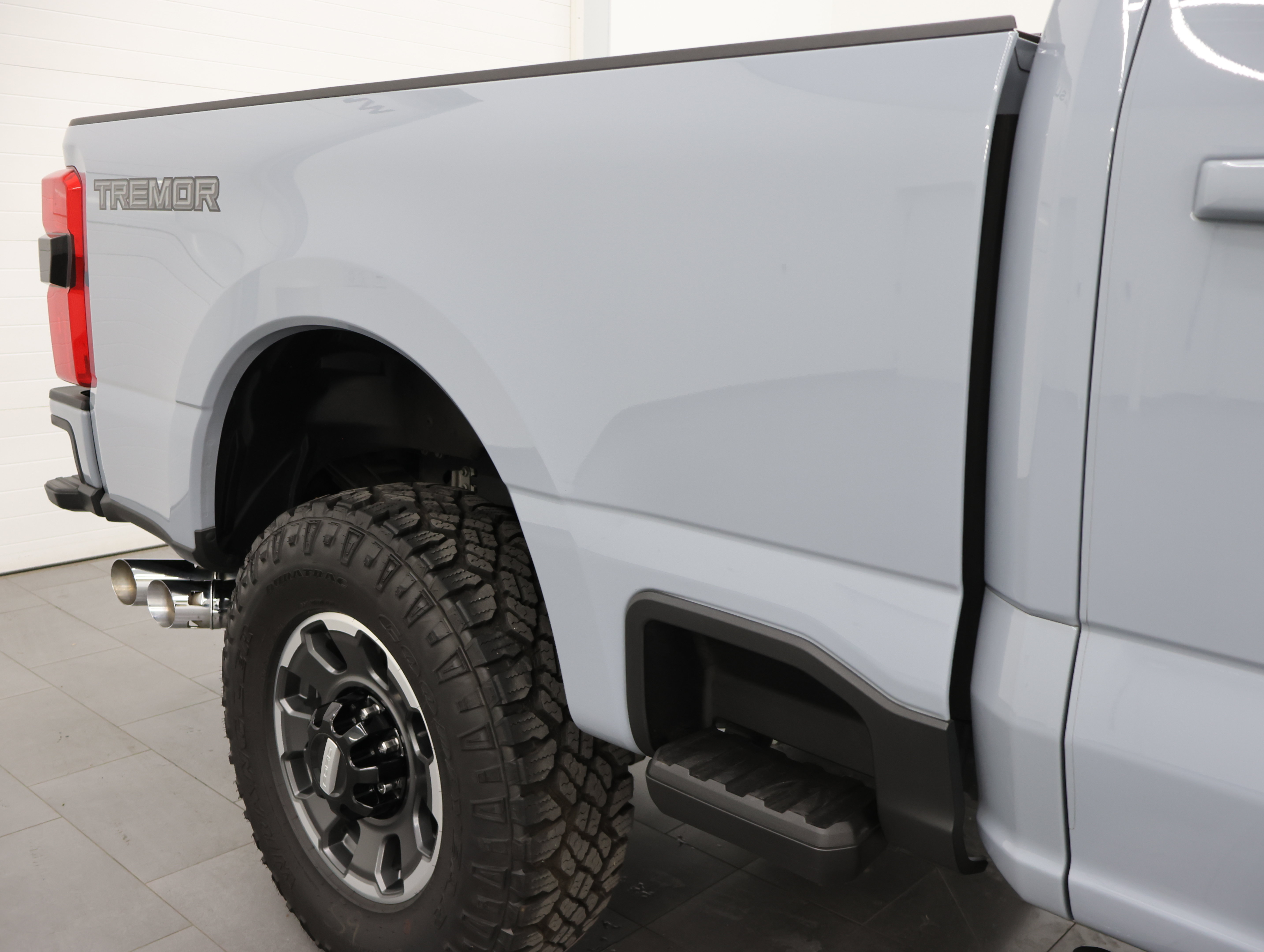 Used 2024 Ford F250 Lariat w/ Lariat Ultimate Package AWD/4WD image 30
