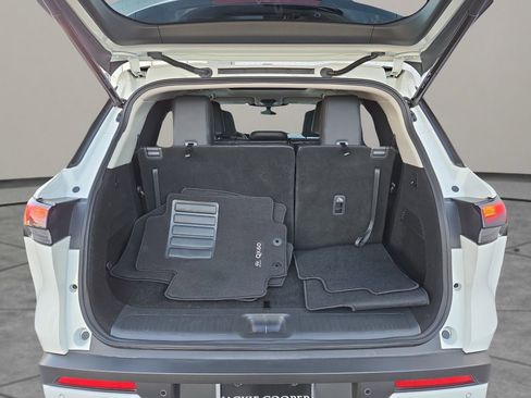 Used 2025 INFINITI QX60 Pure image 30