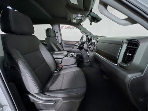 Used 2024 GMC Sierra 1500 Elevation image 38