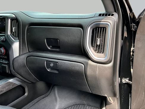 Used 2020 Chevrolet Silverado 1500 LTZ w/ LTZ Plus Package AWD/4WD image 19