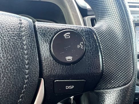 Used 2015 Toyota RAV4 LE FWD image 22