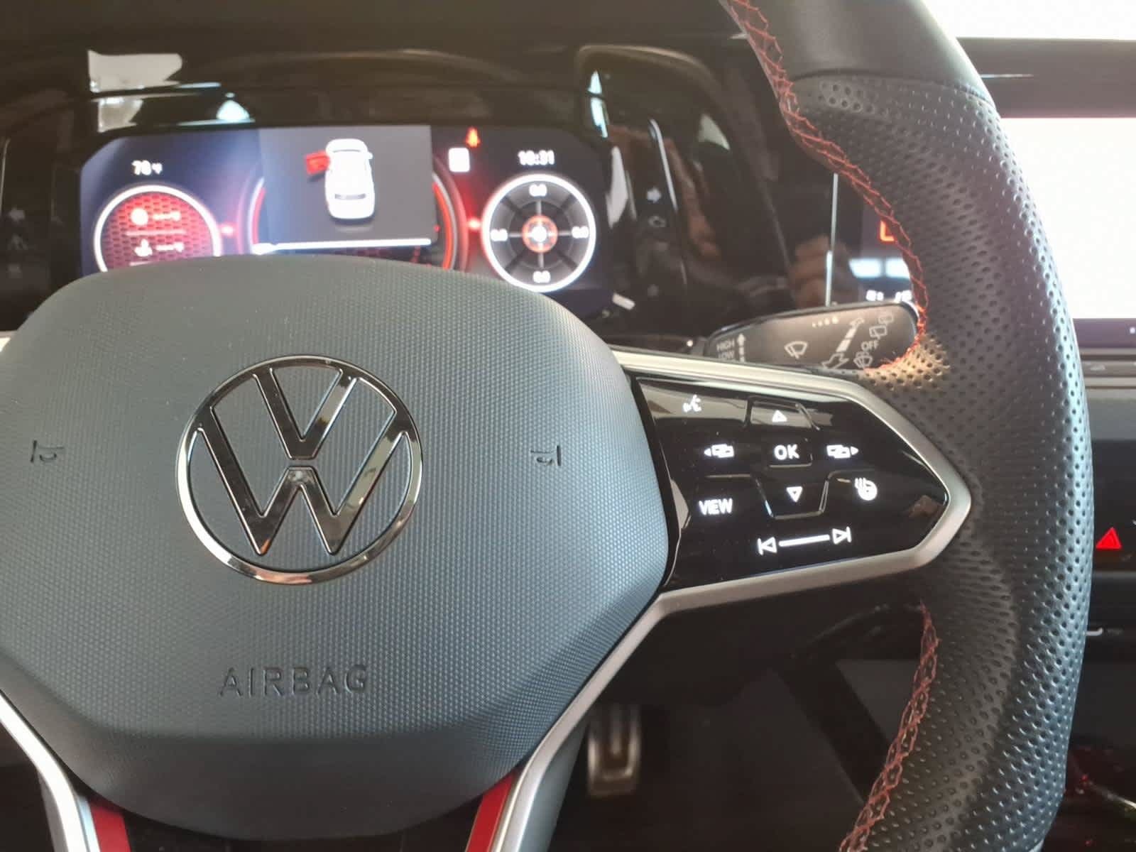 Used 2024 Volkswagen GTI SE w/ SE Leather Seats Package FWD image 21