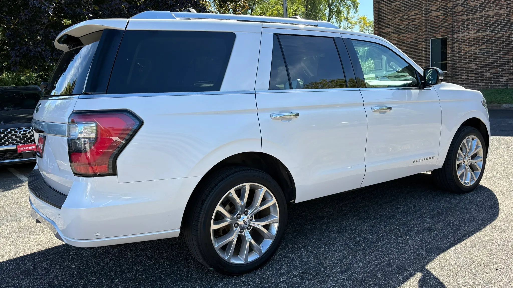 Used 2018 Ford Expedition Platinum AWD/4WD image 10
