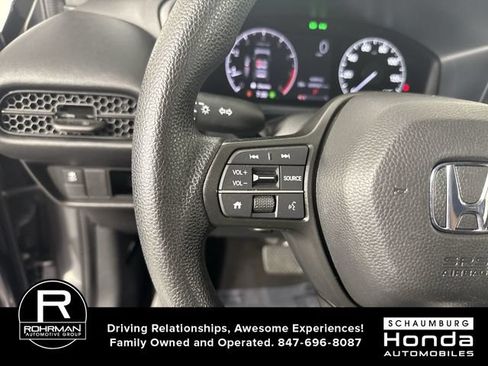 Used 2023 Honda HR-V LX image 12