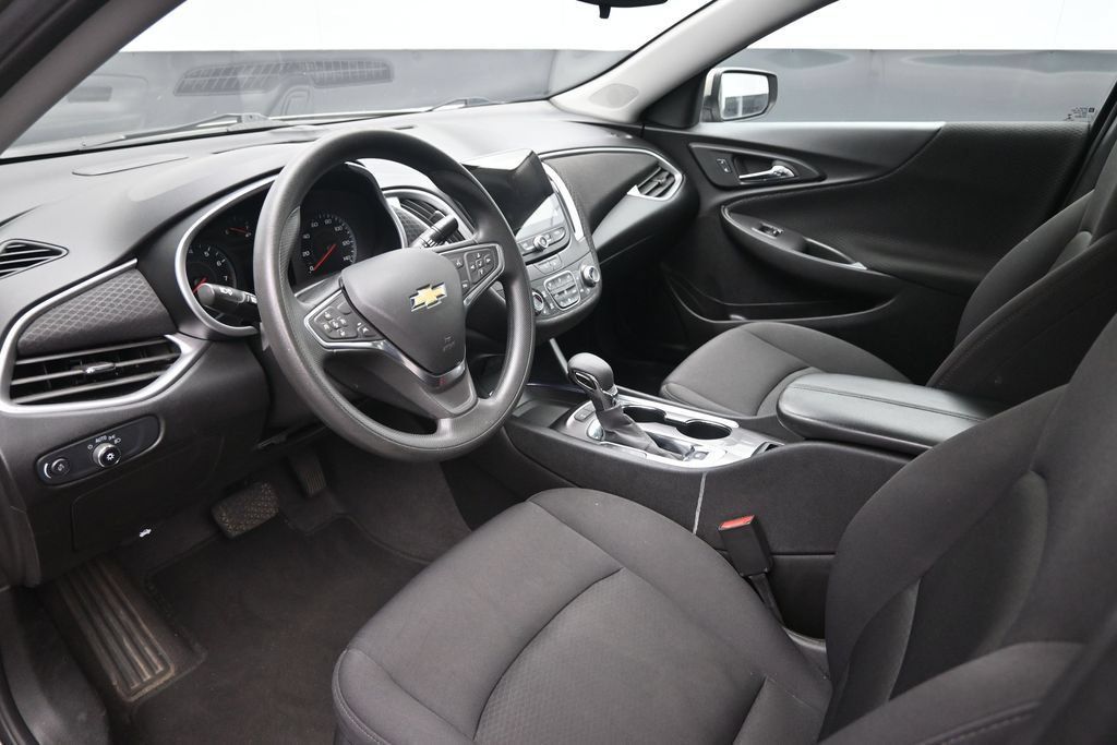 Used 2024 Chevrolet Malibu LT FWD image 20