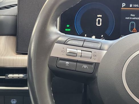 Used 2025 Hyundai Sonata SEL FWD image 28