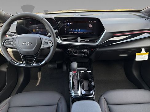 New 2026 Chevrolet Trax RS w/ Driver Confidence Package FWD image 4