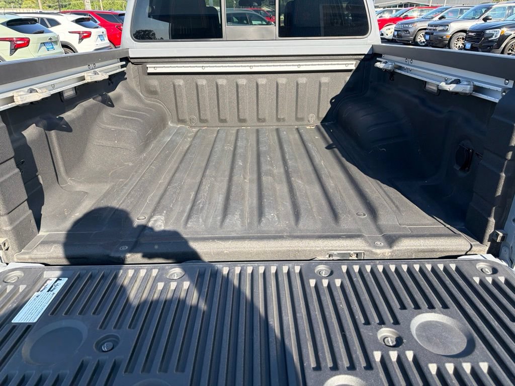 Used 2022 Nissan Frontier PRO-4X AWD/4WD image 13