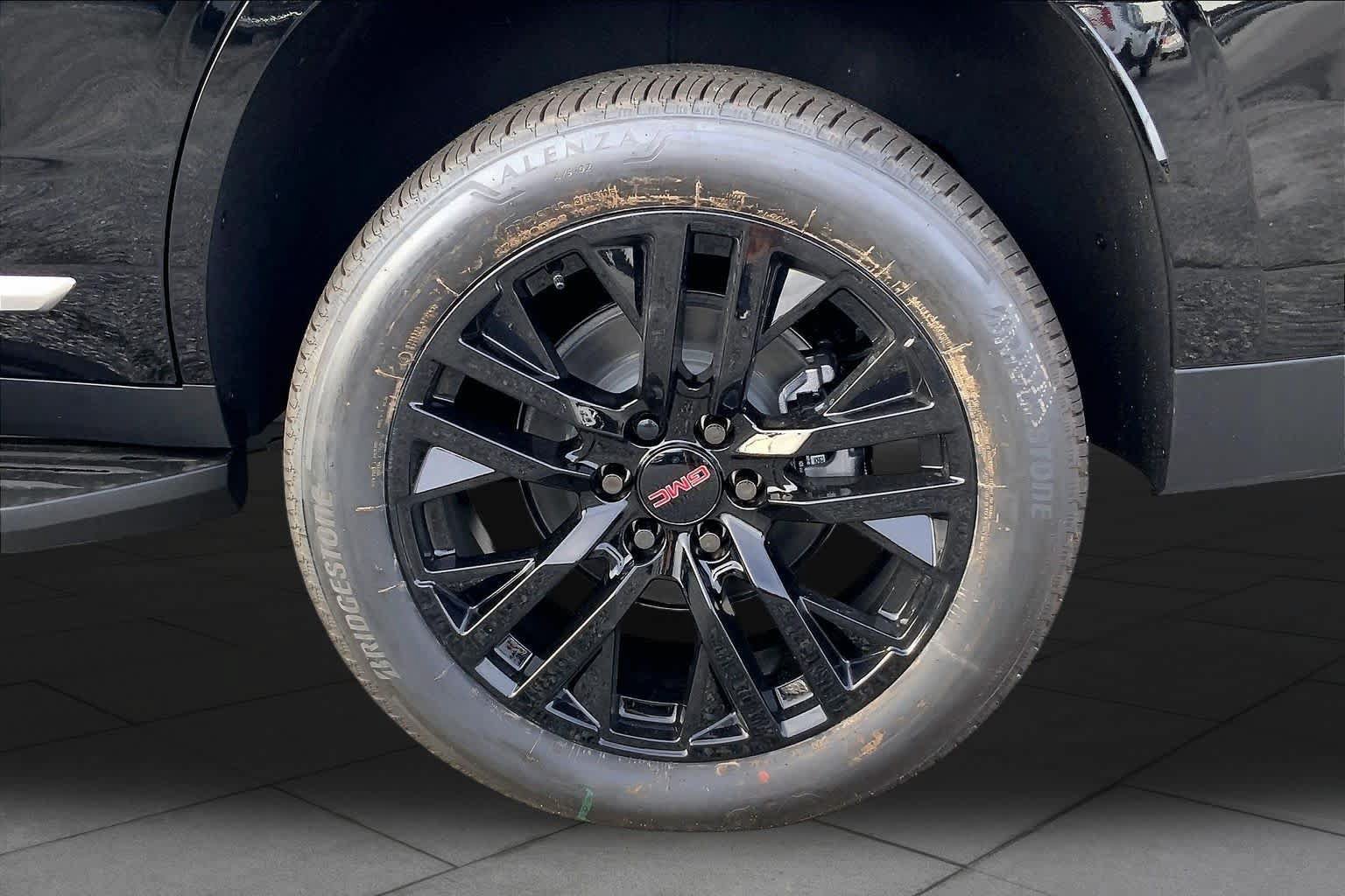 New 2026 GMC Yukon Denali w/ Advanced Technology Package RWD image 11