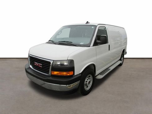 Used 2024 GMC Savana 2500 w/ Driver Convenience Package RWD image 8
