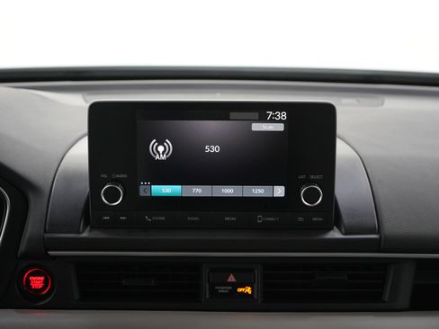 Used 2023 Honda Pilot LX image 16