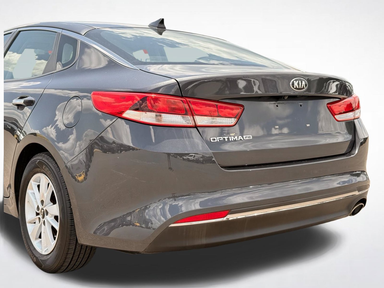 Used 2017 Kia Optima LX FWD image 9