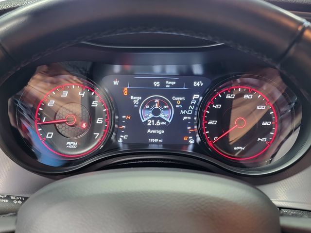 Used 2023 Dodge Charger SXT w/ Blacktop Package AWD/4WD image 32