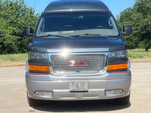 Used 2016 GMC Savana 2500 Extended image 6