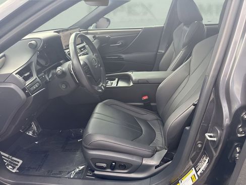 Used 2024 Lexus ES 300h F Sport FWD image 9