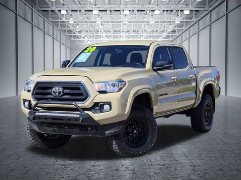 Used 2020 Toyota Tacoma SR5 AWD/4WD image 1