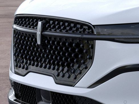 New 2026 Lincoln Nautilus Reserve AWD/4WD image 17