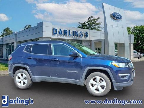 Used 2018 Jeep Compass Latitude w/ Cold Weather Group AWD/4WD image 4