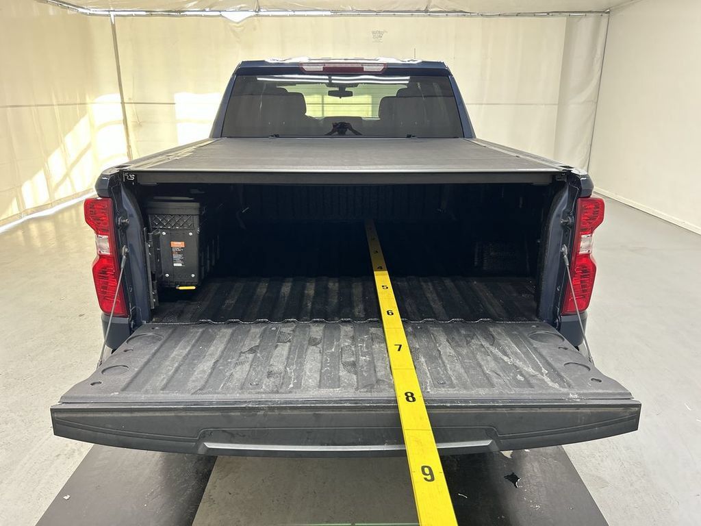 Used 2021 Chevrolet Silverado 1500 LT AWD/4WD image 21