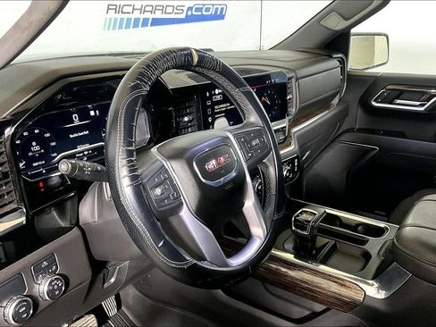 Used 2023 GMC Sierra 1500 Elevation RWD image 10