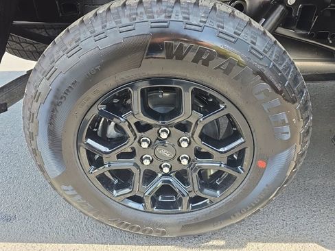 New 2026 Ford F150 XLT w/ Equipment Group 302A MID AWD/4WD image 7