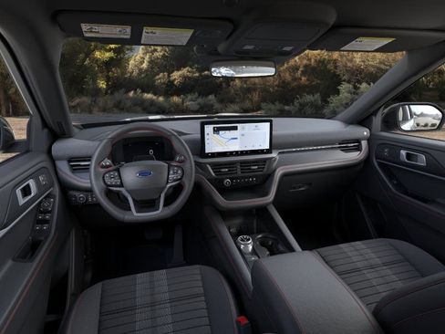 Used 2026 Ford Explorer ST-Line w/ ST-Line Street Pack RWD image 10