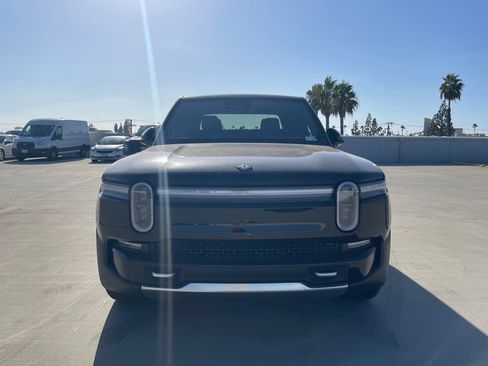 Used 2025 Rivian R1T Adventure Dual AWD/4WD image 6