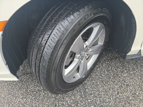 Used 2019 Honda Odyssey EX-L image 30