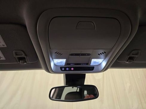 Used 2023 GMC Terrain SLT w/ Elevation Edition image 24