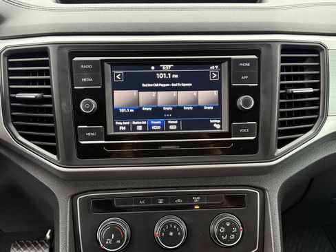 Used 2021 Volkswagen Atlas S image 18