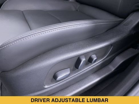 Certified 2024 Cadillac XT6 Premium Luxury w/ Technology Package FWD image 10