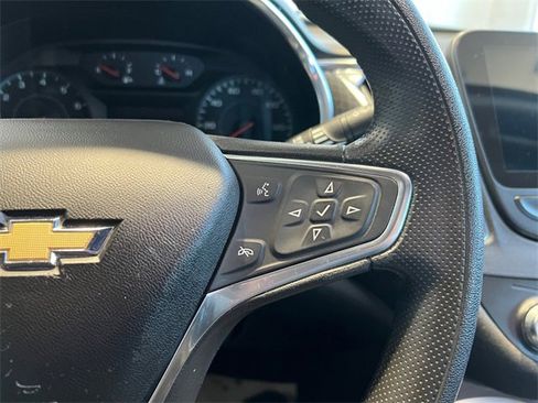 Used 2020 Chevrolet Malibu LT image 19