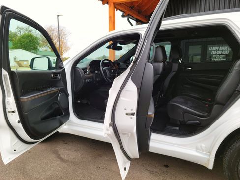 Used 2022 Dodge Durango R/T w/ Hemi Orange Plus Package image 7