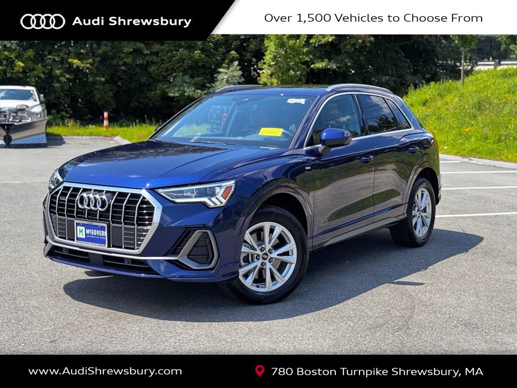 Certified 2025 Audi Q3 2.0T Premium w/ Convenience Package AWD/4WD image 1