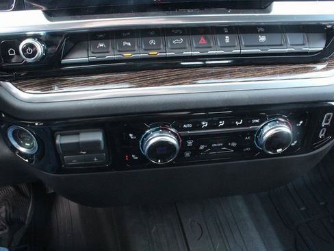 New 2026 GMC Sierra 1500 SLE w/ Preferred Package image 48