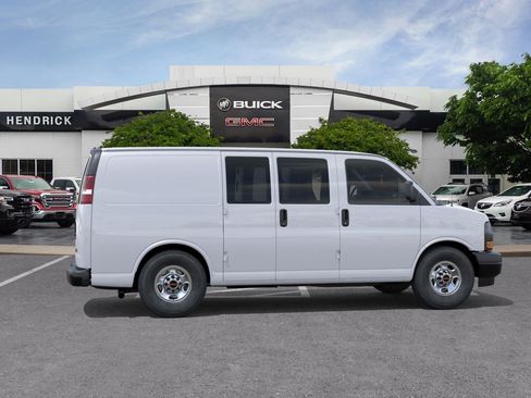 New 2026 GMC Savana 2500 w/ Driver Convenience Package RWD image 7
