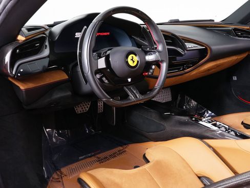 Used 2024 Ferrari SF90 Spider AWD/4WD image 6