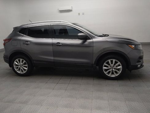 Used 2021 Nissan Rogue Sport SV FWD image 11