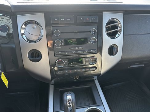 Used 2011 Ford Expedition XLT w/ 202A Rapid Spec Order Code image 23