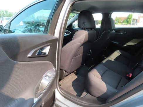Used 2024 Chevrolet Malibu LT FWD image 19