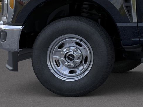 New 2026 Ford F250 XL w/ XL Chrome Package image 19