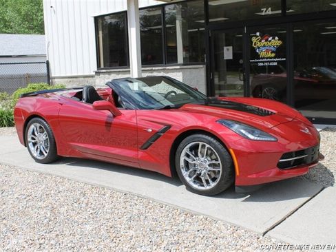 Used 2014 Chevrolet Corvette Stingray Convertible w/ 3LT Preferred Equipment Group RWD image 22