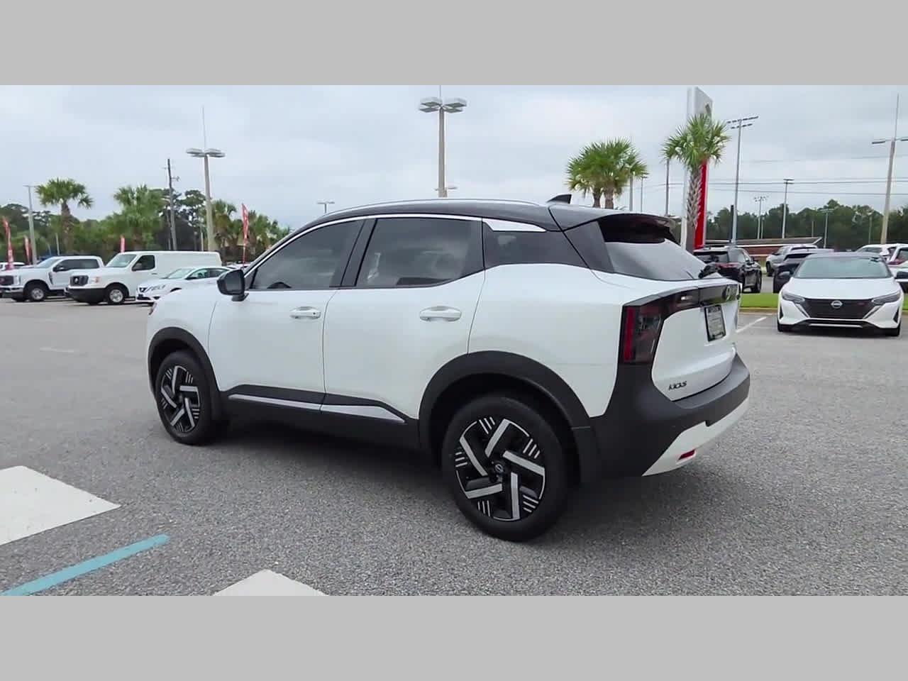 Used 2026 Nissan Kicks SV FWD image 31