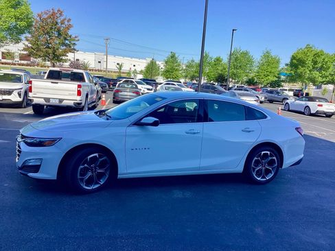 Used 2021 Chevrolet Malibu LT FWD image 6